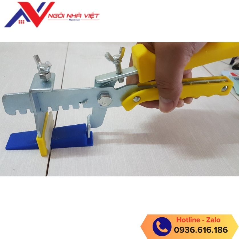 Cách sử dụng kềm kẹp ke, kìm rút ke lát gạch tại công trình Cách sử dụng kềm kẹp ke, kìm rút ke lát gạch tại công trình TP HCM
