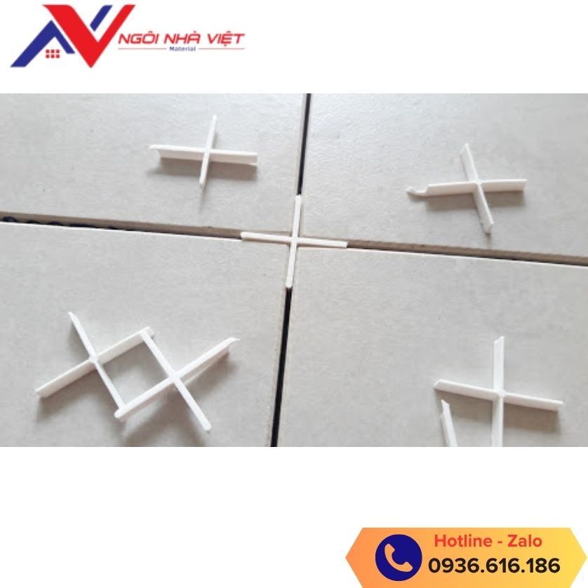 Ke chữ thập lát gạch tại Ngôi Nhà Việt