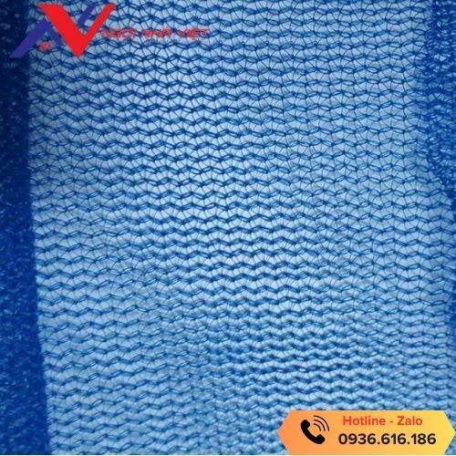 Lưới bao che xanh đậm tại Ngôi Nhà Việt