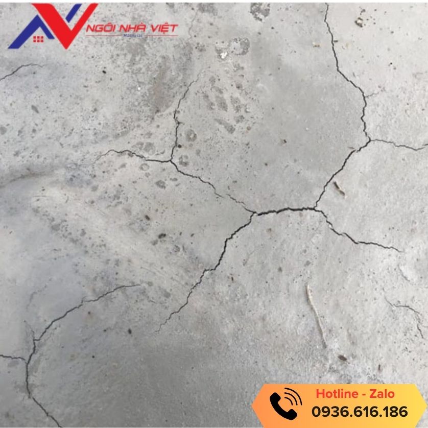 Bê tông bị nứt do mất nước khi đông cứng Bê tông bị nứt do mất nước khi đông cứng